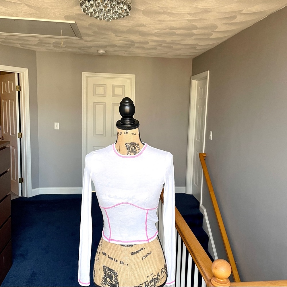 Aritzia Dove Longsleeve